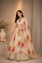 Multi thread embroidery