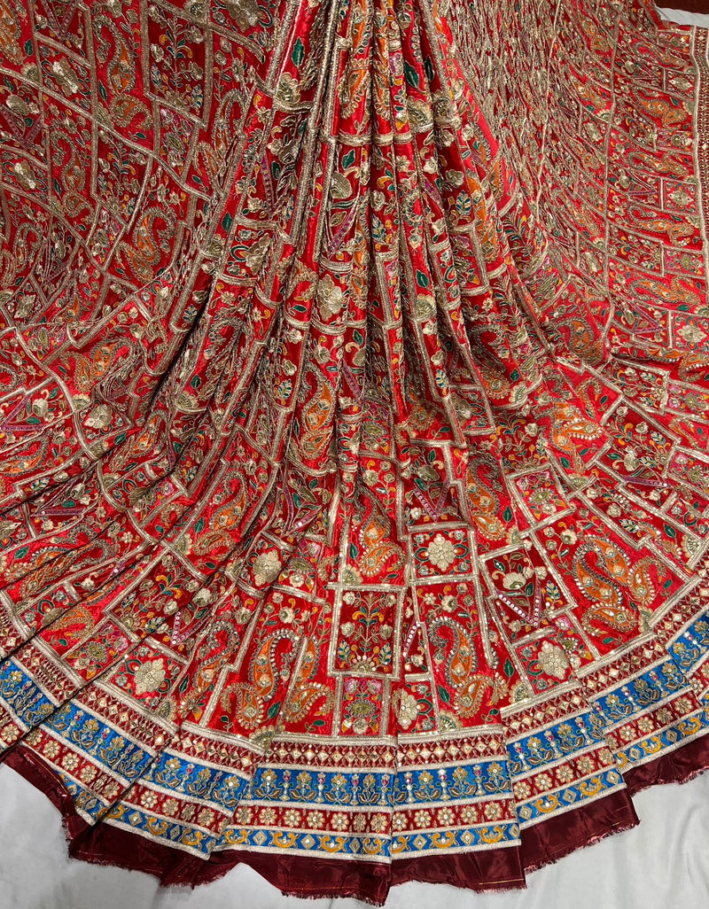 Crepe Position Print Embroidery