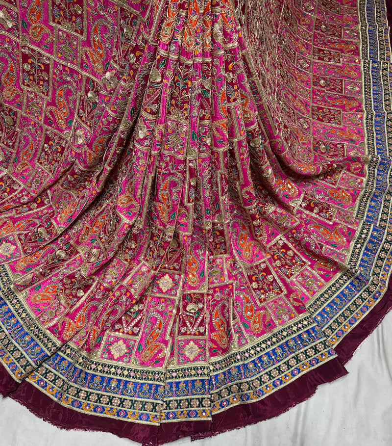 Crepe Position Print Embroidery