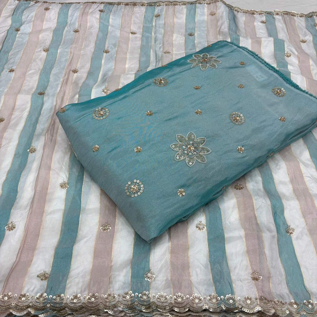 Tissue handwork boota Embroidery – Satkaar Fashions