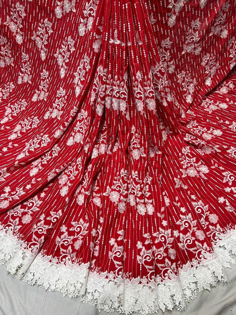 Cruasia Cutwork
