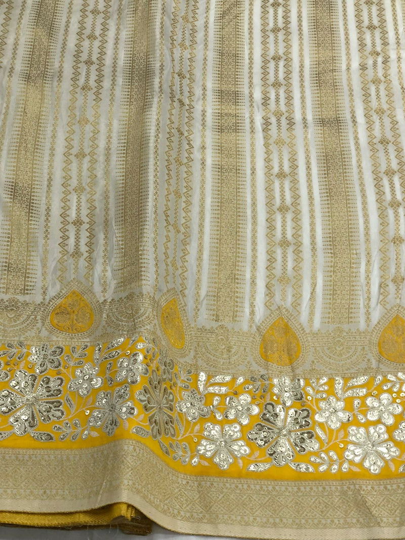 Dola Banarsi