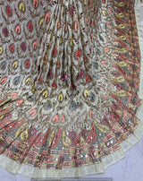 Mirror embroidery