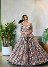 Aplic Flower embroidery