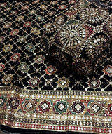 Mirror embroidery