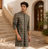 Multi thread embroidery